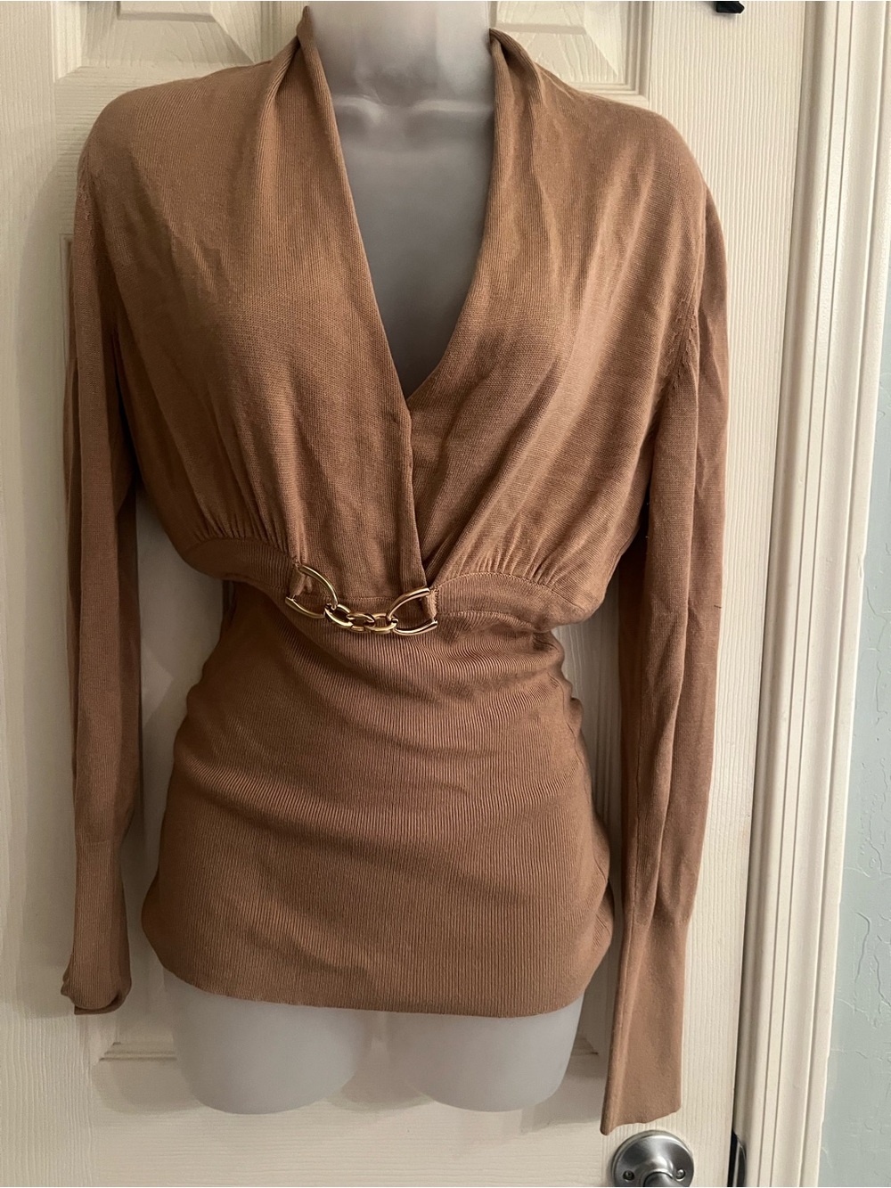 VTG cache camel sweater medium